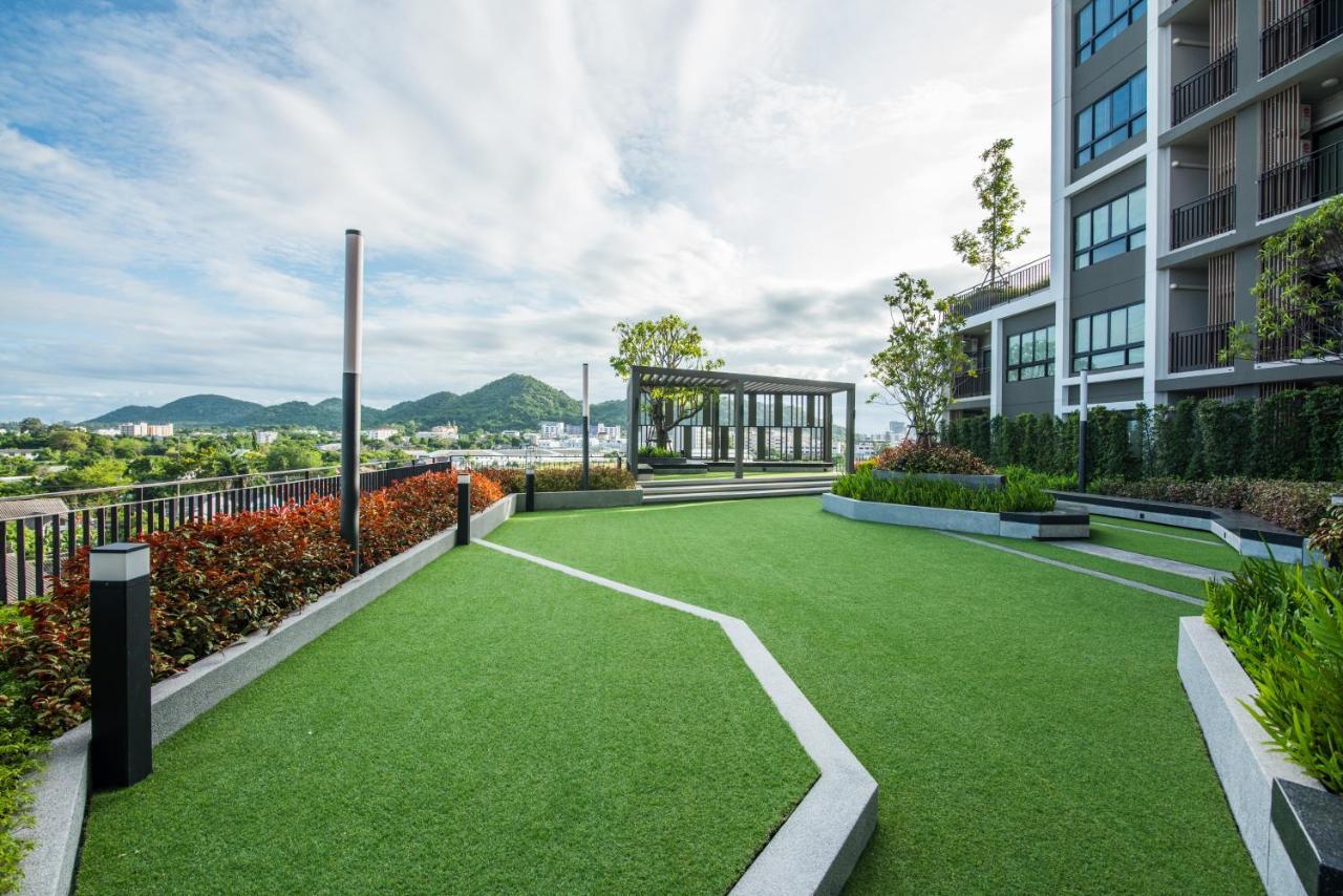 Akira Hotel Si Racha Bagian luar foto